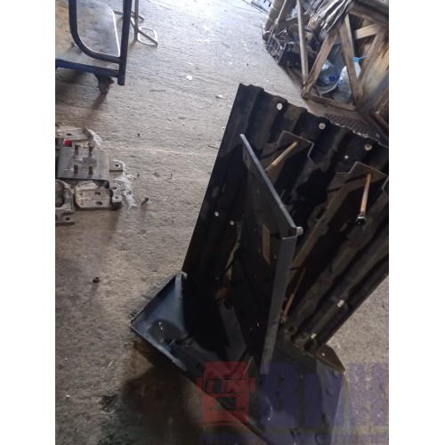 Ящик АКБ Volvo FH 4 704890 (534)-2