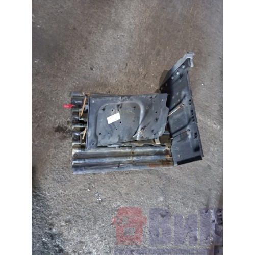 Ящик АКБ Volvo FH 4 704890 (534)-1