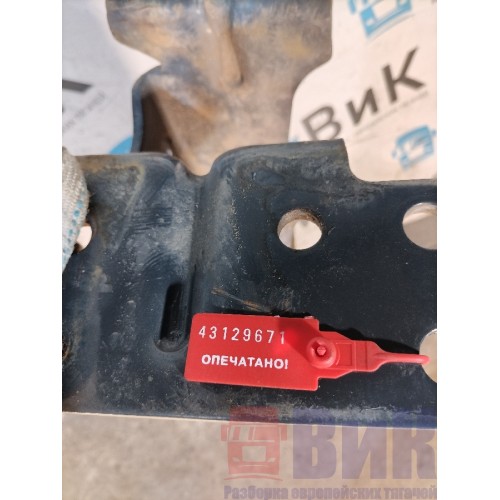 Траверса Iveco Stralis 258750 передняя (671)-2