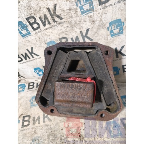 Подушка двигателя Iveco Stralis Cursor 10 258750 задняя (590)
