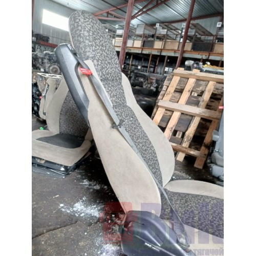 Сиденье пассажирское DAF 105 801926 (табуретка) (864)-1