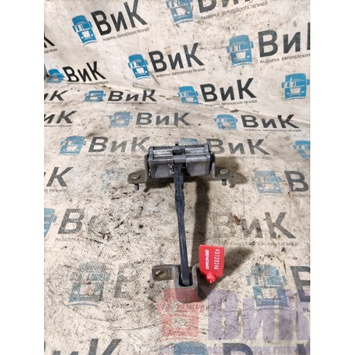 Ограничитель двери Scania R420 274491 LH (246)