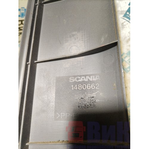 Накладка на стойку лобового стекла Scania R420 274491 внутренняя LH (275)-1