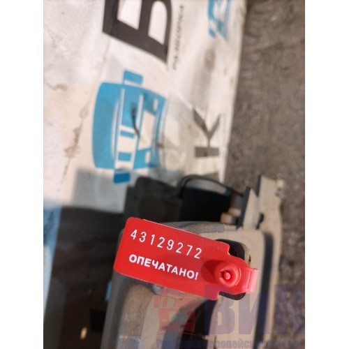 Крышка верхней вещевой полки Scania R420 274491 (272)-4