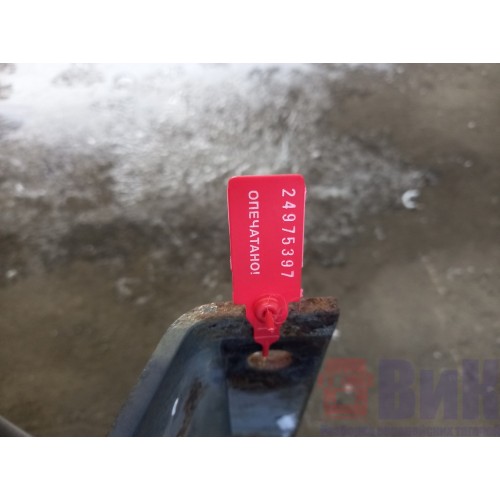 Кронштейн топливного бака DAF 106 049232 64*69 с лентой (397)-4