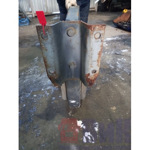 Кронштейн топливного бака DAF 106 049232 64*69 с лентой (397)-2