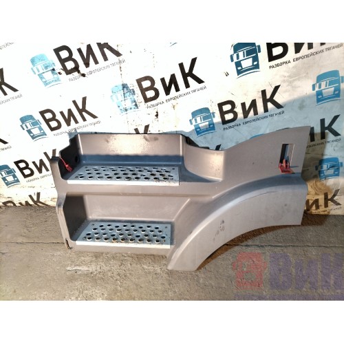 Подножка основная Mercedes Aсtros 617874 LH (061)