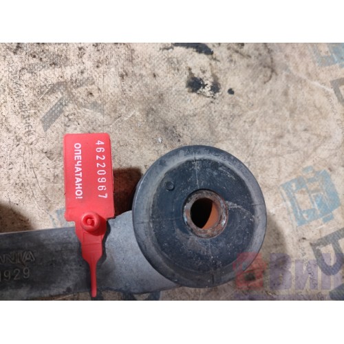 Кронштейн замка кабины Scania 5 178648 (967)-2