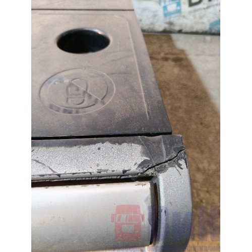 Холодильник DAF 105 961218 с деф. (907)-5