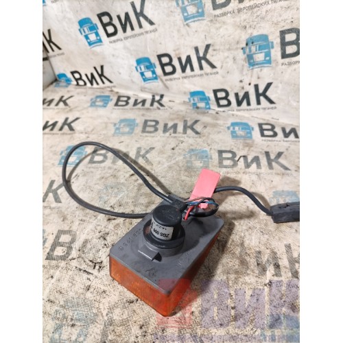 Повторитель поворота в сборе с патроном Mercedes Actros MP3 617874 RH (787)-3