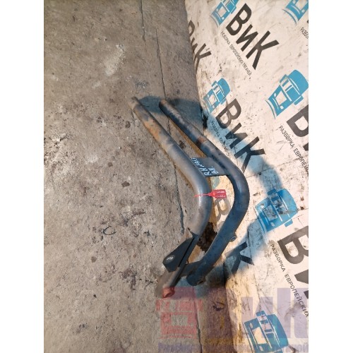 Кронштейн полукрыла (труба) ленивой оси DAF 105 012236 задний RH (647)