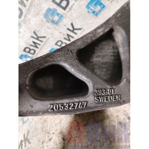 Кронштейн двигателя Renault Magnum DXI 13 010884 LH (592)-3