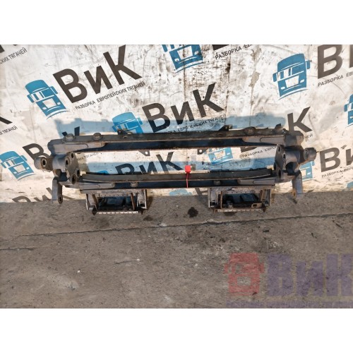 Кронштейн буксировочного крюка DAF 105 012236 в сборе с подножками (566)