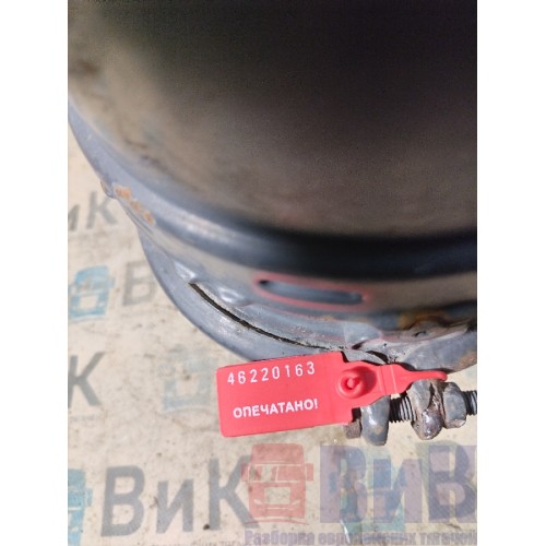 Энергоаккумулятор Scania R440 335286 передний LH ориг.(163)-3