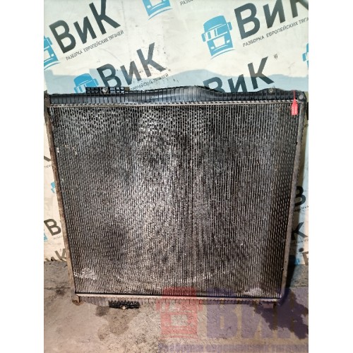 Радиатор основной Scania R440 335286 (1 болт обломан) (206)