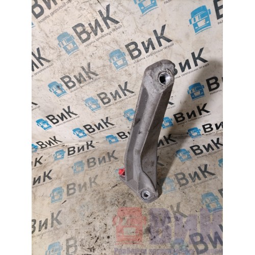 Кронштейн радиатора Scania R440 335286 (221)-2