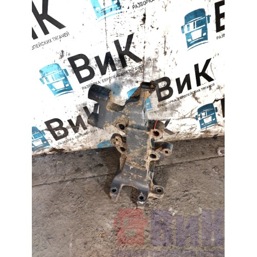 Кронштейн пневмоподушек Scania R440 335286 передний LH (183)