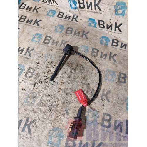 Датчик уровня охлаждающей жидкости DAF 106 066636 NRF (100)
