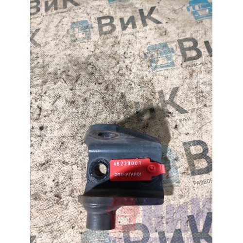 Кронштейн задней подушки кабины DAF 106 066636 нижний RH (001)-2