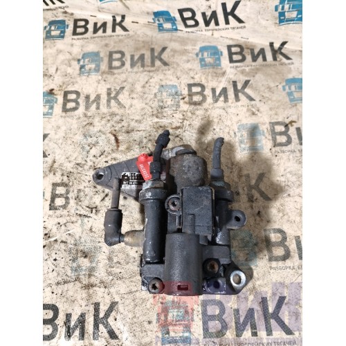 Клапан управления турбиной (горного тормоза) Renault Premium 001728 DXI 11 (на 3 выхода) (700)