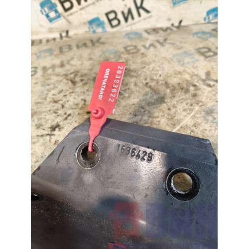 Кронштейн задней пневмоподушки DAF 105 946058 алюм. верхний (622)-1