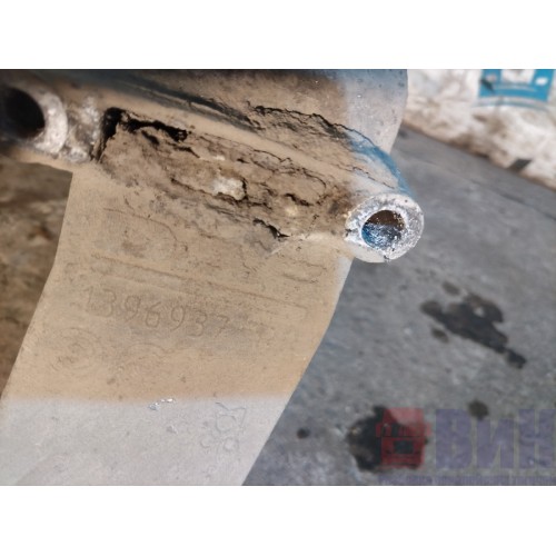 Кронштейн фары DAF 105 976058 ориг. с деф. RH (593) -3