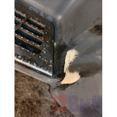 Подножка основная DAF 105 976058 с деф. LH (596)-2