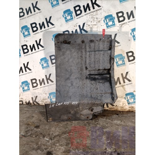 Подкрылок DAF 105 976058 передний с деф. LH (493) 