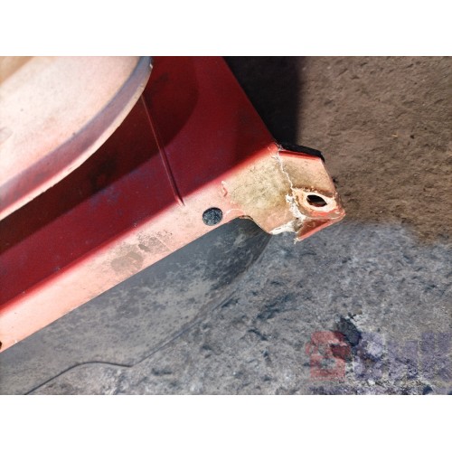 Подножка кабины Renault Premium 013647 верхняя деф. RH (410)-1