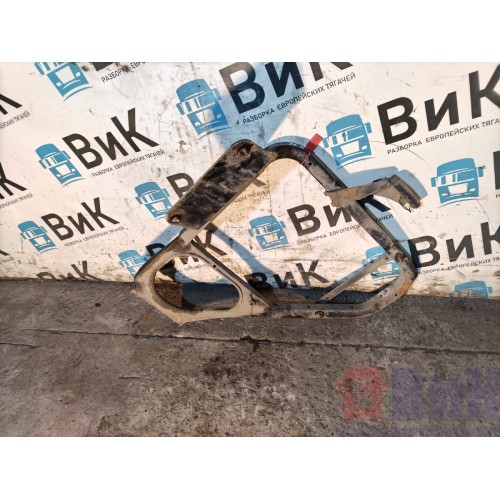 Кронштейн переднего крыла Renault Premium 013647 LH (389)