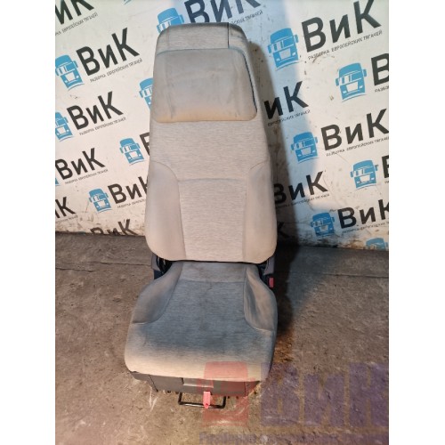 Сиденье пассажирское Renault Premium 013647 (табуретка) (285)