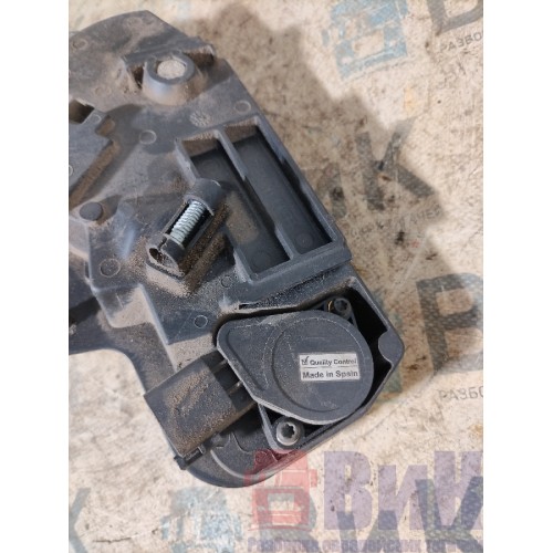 Педаль газа Renault Premium 013647 DXI 11 не ориг. (271)-2