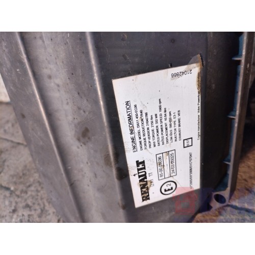 Крышка клапанная Renault Premium 013647 DXI 11 (916)-2