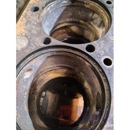 Блок цилиндров двигателя Renault Premium 013647 DXI 11 (242)-3