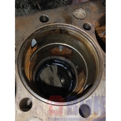 Блок цилиндров двигателя MAN D2066 LF27 962068 без заглушки с деф. (624)-12