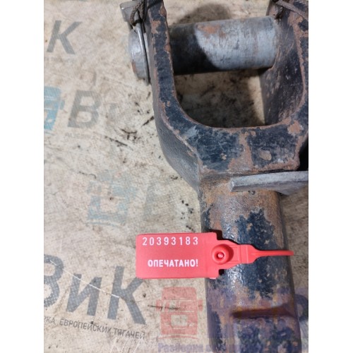 Крюк буксировочный Volvo FH 13 616047 (183)-2