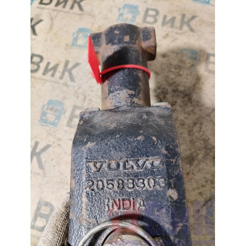 Крюк буксировочный Volvo FH 13 616047 (183)-1