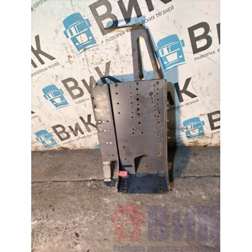 Кронштейн распределительной коробки Mercedes Actros MP3 617874 (033)