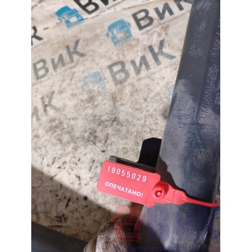 Маслозаливная горловина Mercedes Actros MP3 617874 (029)-1