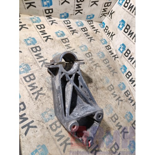 Кронштейн полукрыла DAF 105 009863 алюм. (124)-2