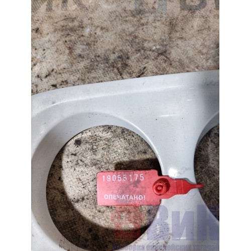 Рамка ПТФ (накладка ПТФ) DAF 105 011299 LH деф. (175)-3