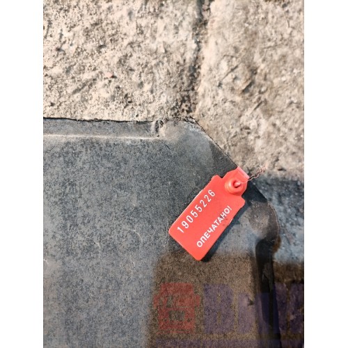 Пыльник двигателя MAN TGX 052303 (шумоизоляция с кабины) RH (226)-1