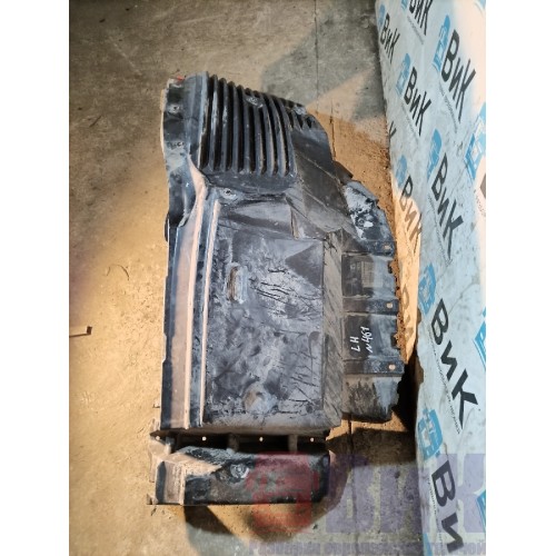 Подкрылок под кабину LH MAN TGX 052290 (221)-1