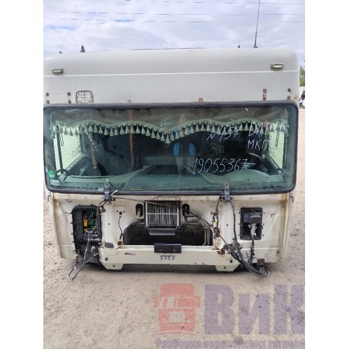 Кабина DAF 105 011299 2013г Мкпп (частично разукомплектованная) (367) 