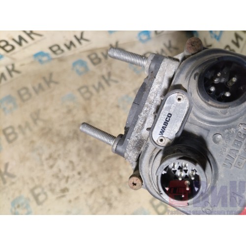 Кран главный тормозной DAF 105 011299 дефект резьбы (366)-3