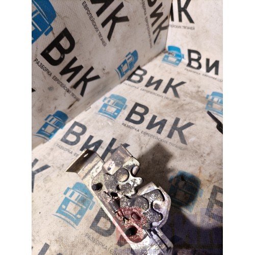 Трос инструментального ящика DAF 105 785813 в сборе с замком и пластиком RH (415)-1