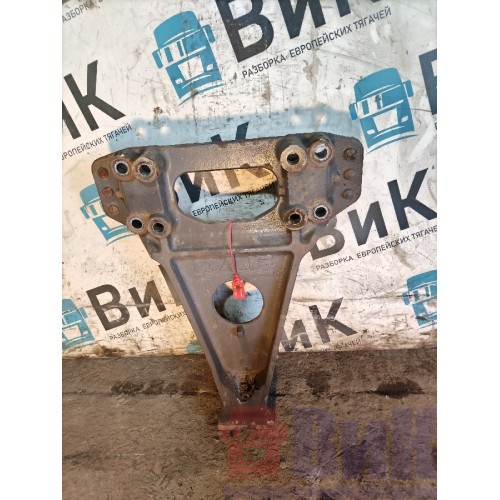 Кронштейн реактивной тяги (бугель) DAF 105 009863 (666)