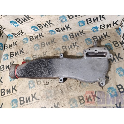 Патрубок водяной MAN TGS 184053 D2676 (695)-1