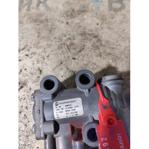 Клапан электромагнитный EGR (ЕГР) MAN TGS 184053 D2676 (692)-1