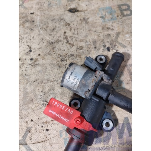 Клапан отопителя MAN TGS 184053 D2676 на двигателе (790)-2